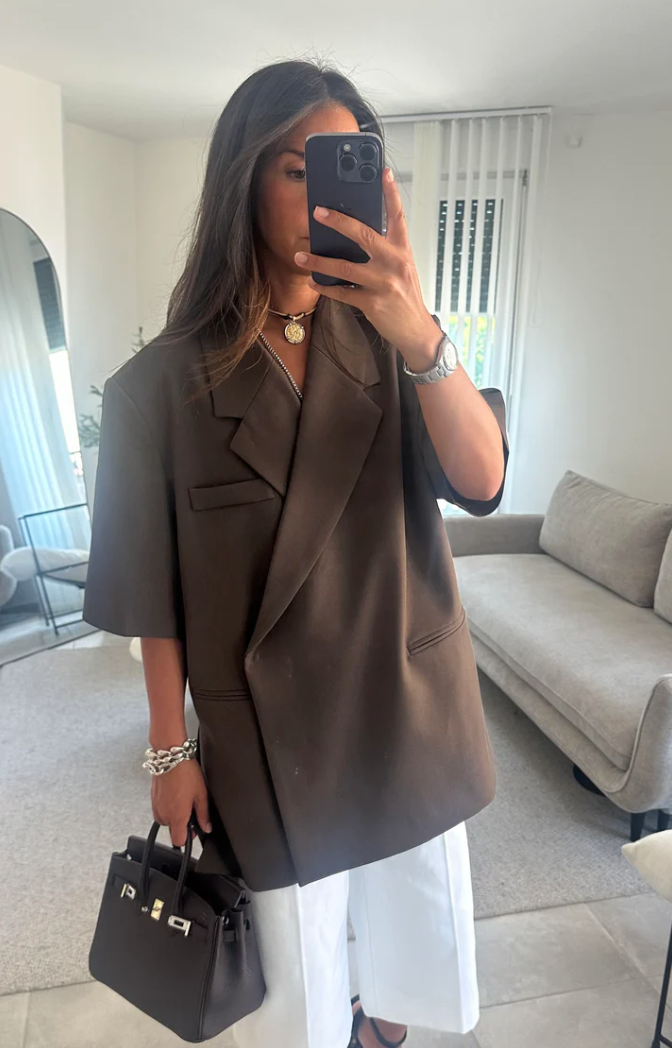 BUTTER YELLOW BLAZER.